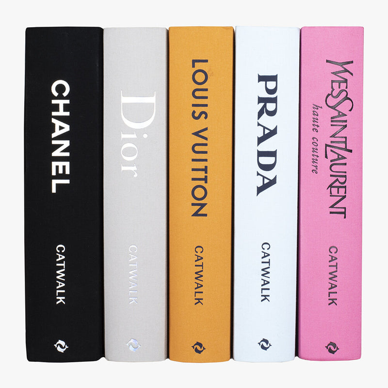 Chanel Catwalk: The Complete Collections [Book]